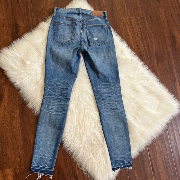 Madewell Distressed 9" High Rise Skinny Jeans Size 25 - Picture 4 of 10